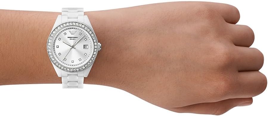 Emporio Armani Horloge Voor Dames, Quartz uurwerk en 36mm kastmaat met roestvrij stalen, lederen of siliconen band