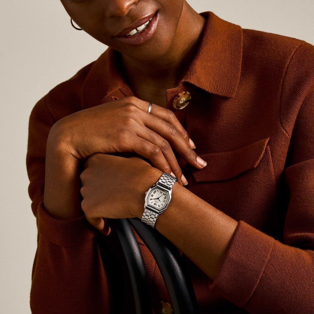 Fossil Harlow Horloge voor Dames, Quartz uurwerk met Roestvrijstalen of Leren Band,