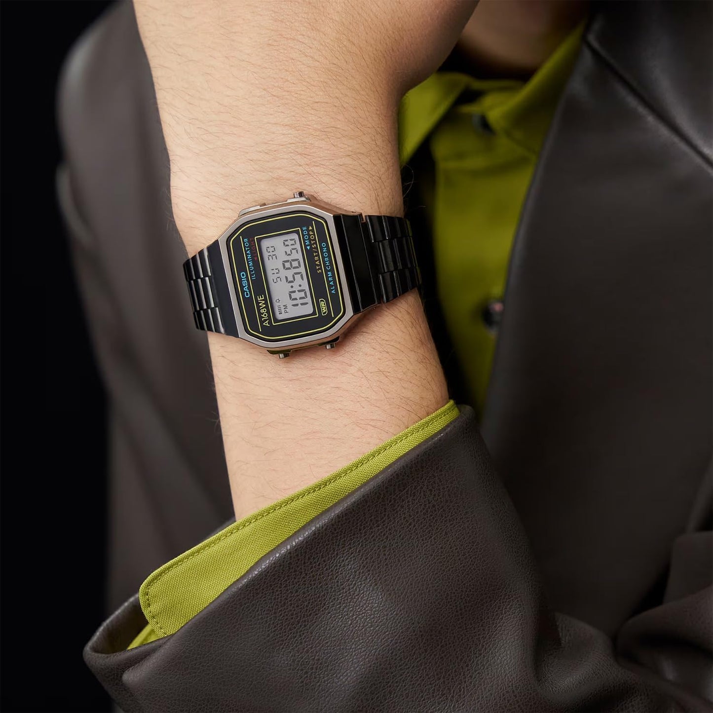 Casio Digitaal kwartshorloge voor volwassenen, uniseks, met roestvrijstalen armband