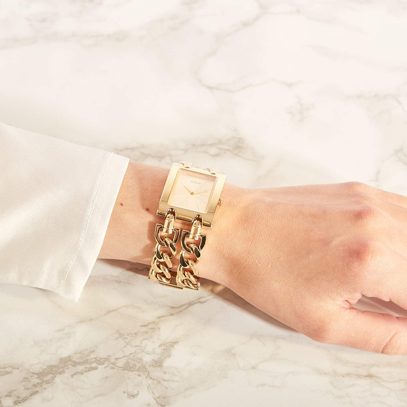 Guess analoog dameshorloge Heavy Metal met roestvrijstalen armband