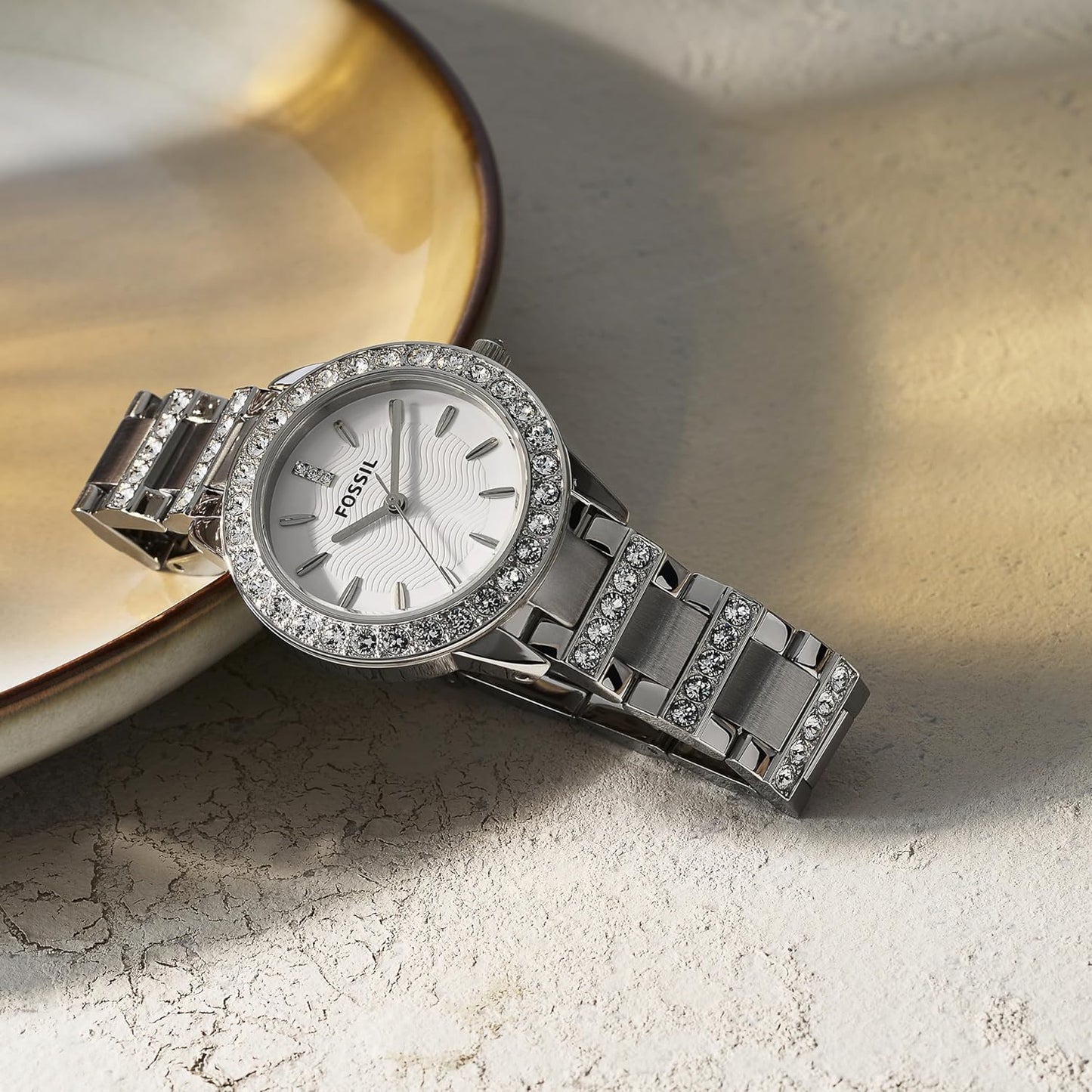 Fossil Jesse horloge voor dames, Quartz uurwerk met roestvrij stalen of leren band