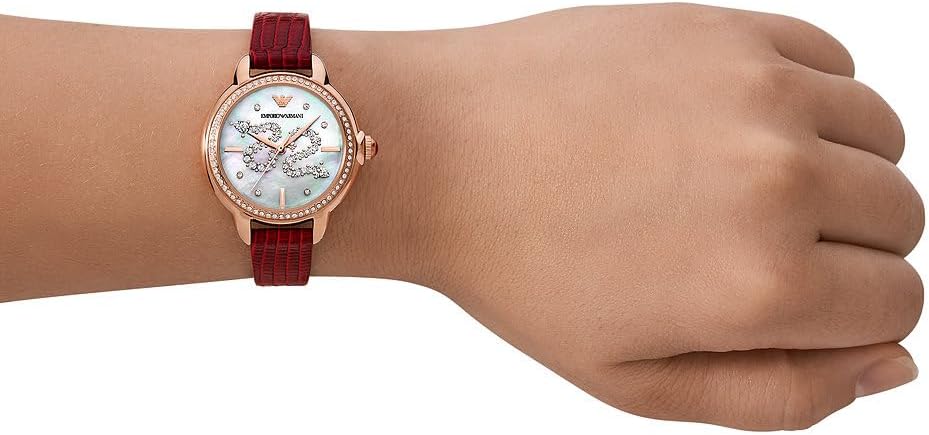 Emporio Armani Horloge Voor Dames, Quartz uurwerk en 36mm kastmaat met roestvrij stalen, lederen of siliconen band