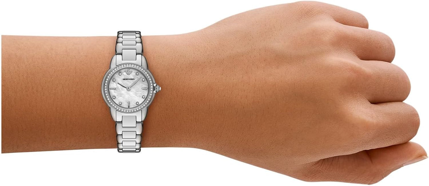 Emporio Armani Horloge Voor Dames, Driehandig Quartz uurwerk en 32mm kastmaat met roestvrij stalen, lederen of siliconen band
