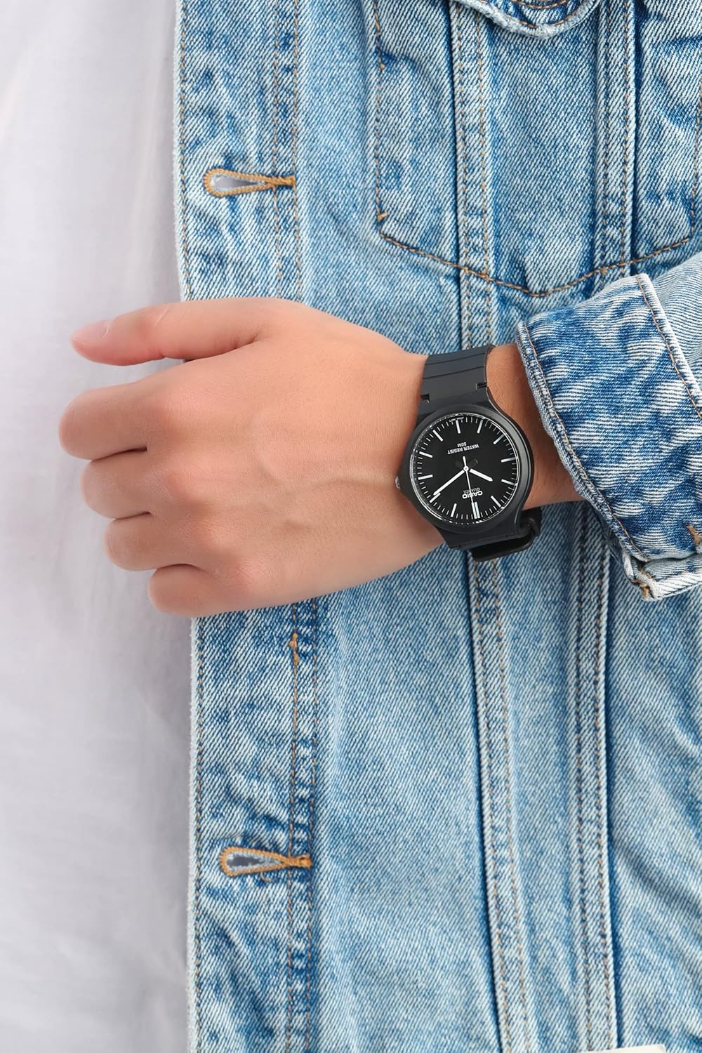 Casio Collectie, analoog, kwartshorloge met harsband, uniseks